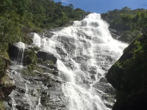 cachoeira do fundo a gigante do matutu